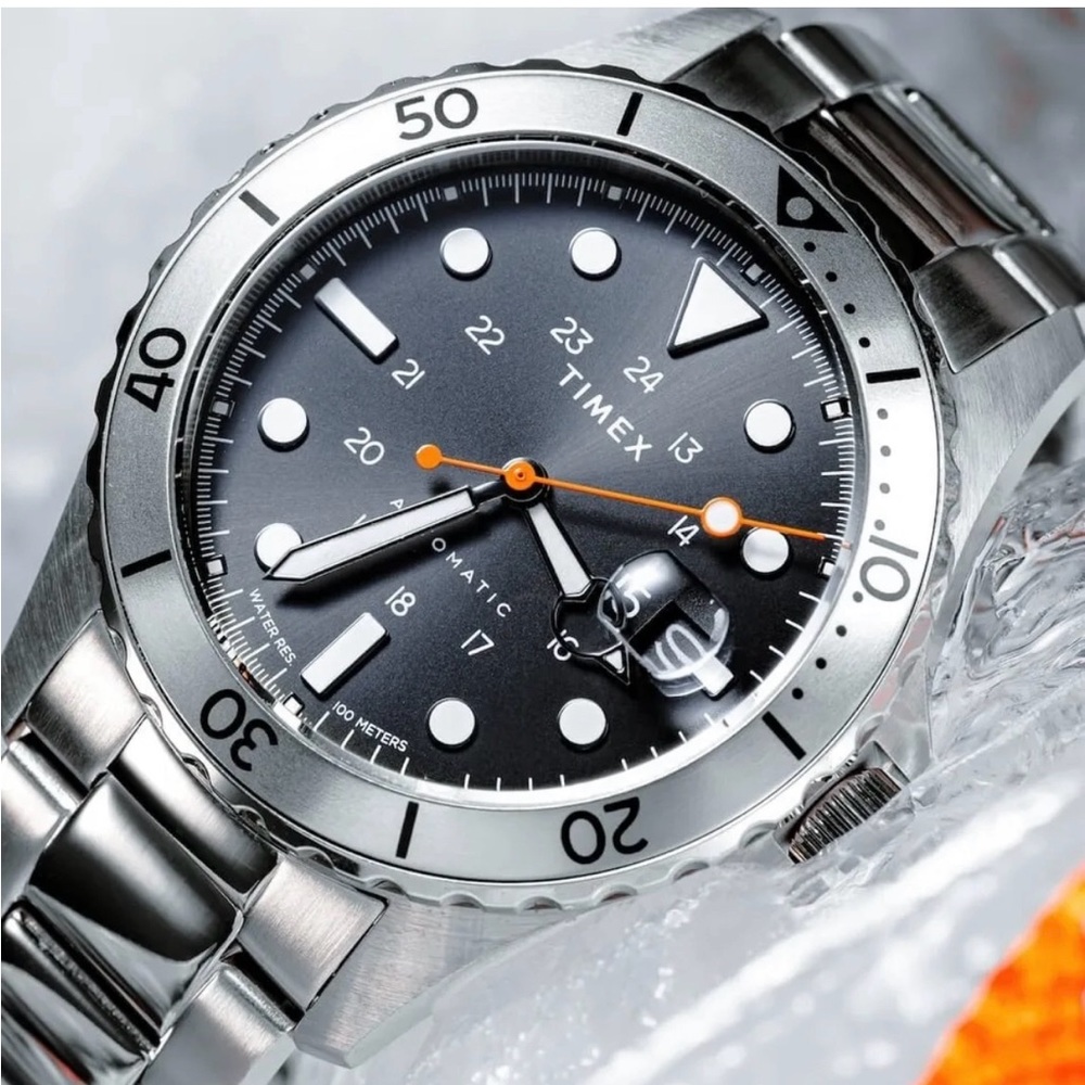 Huckberry x Timex Navi XL Automatic
"Arctic" Watch
